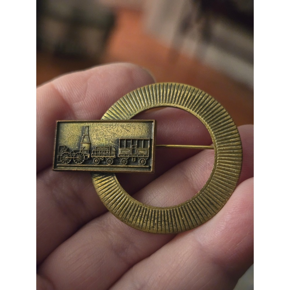 Antique Brass steam Engine Train Brooch Lapel Pin Unsigned Old